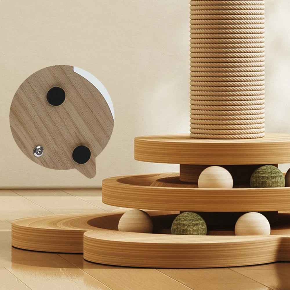 Arbre en bois massif pour chat